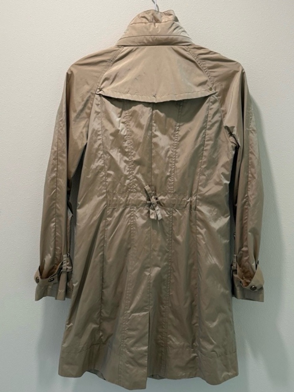 Cole Haan Chic Rain Coat with Back Bow - Picture 4 of 12